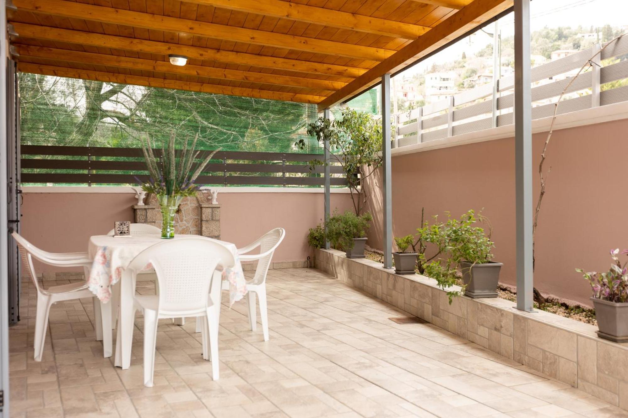 Nikorina 2 Apts Lefkada City